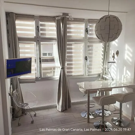 Appartamento With One In Privileged Place In Vibrant And Cosmopolitan